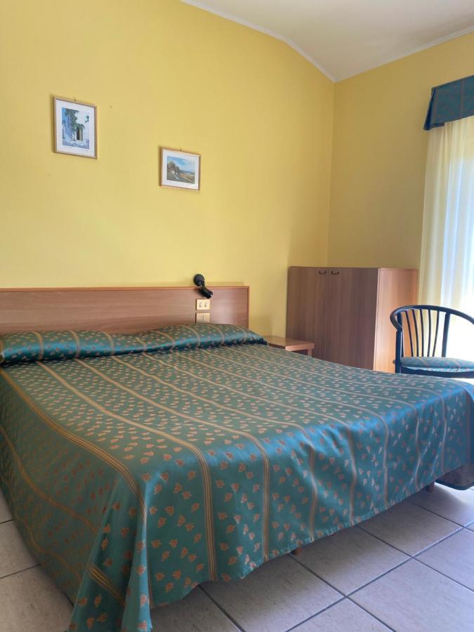 Hotel Del Fiume Cannobio Exterior foto